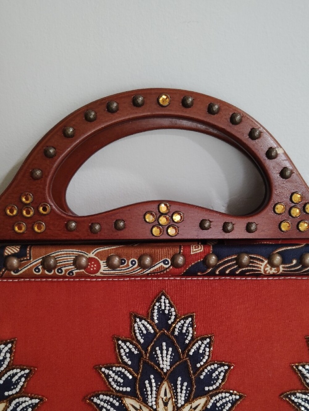 Isabella Fiore Red Navy Gold Embroidered Top-Handle Clutch - Picture 3 of 15